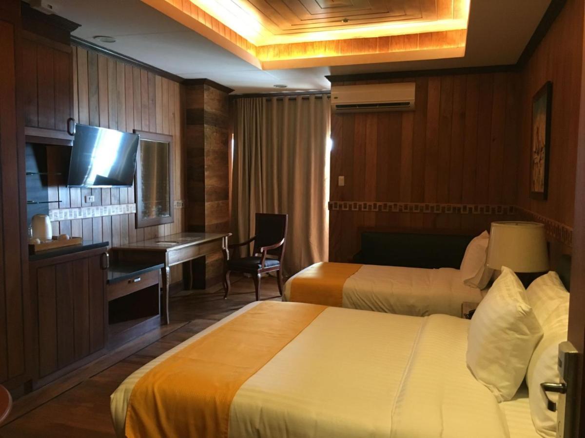Alta D' Tagaytay Hotel Tagaytay City Zewnętrze zdjęcie