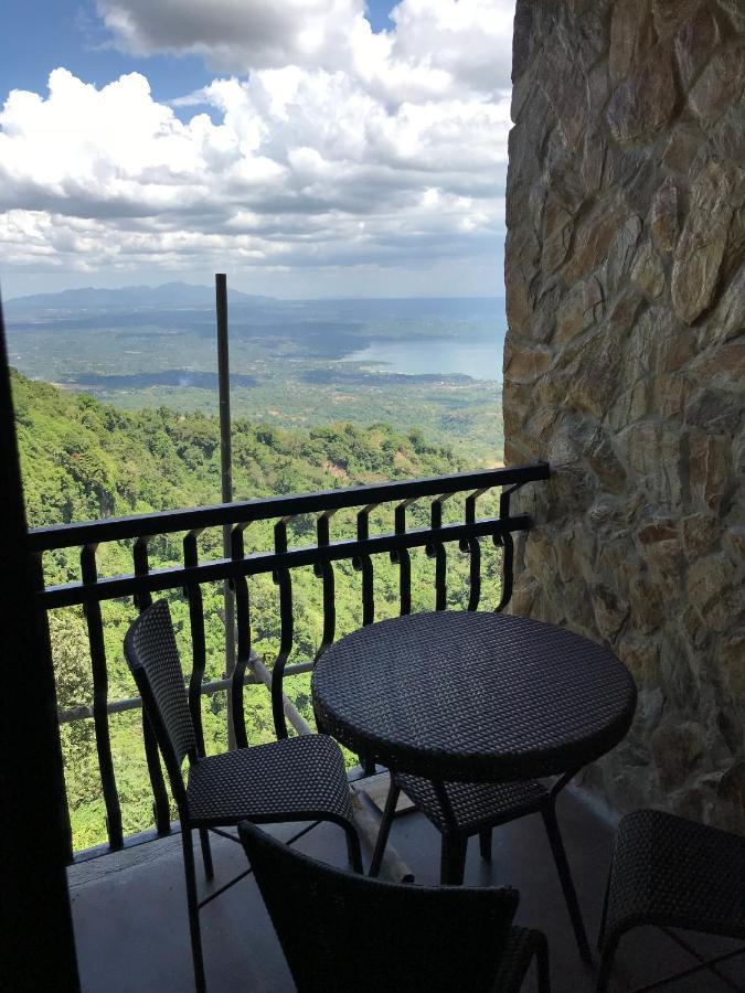 Alta D' Tagaytay Hotel Tagaytay City Zewnętrze zdjęcie