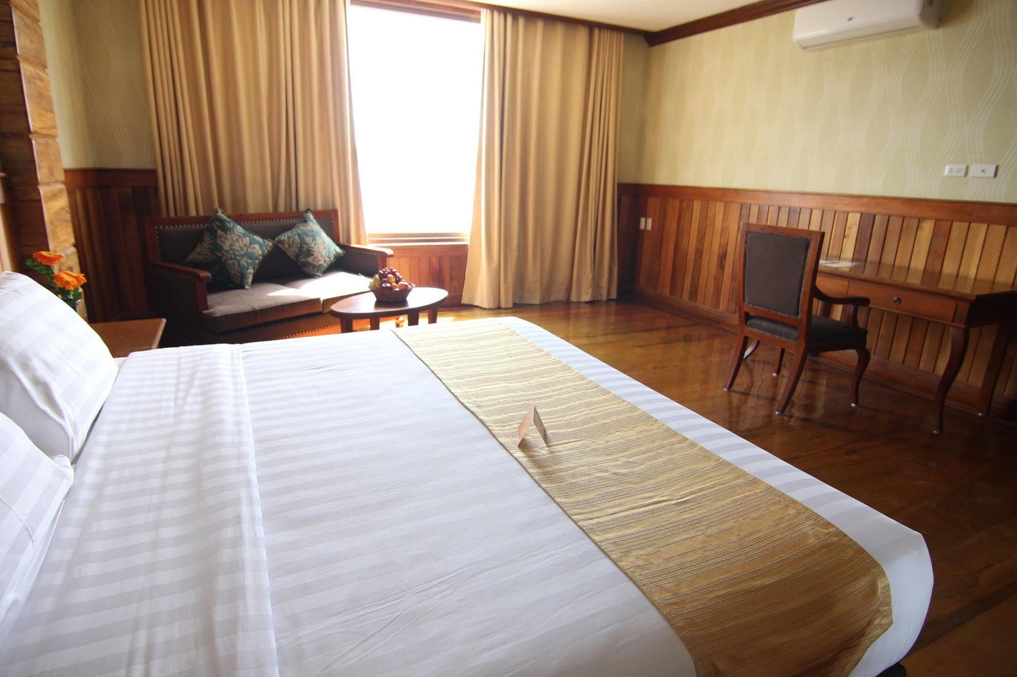 Alta D' Tagaytay Hotel Tagaytay City Zewnętrze zdjęcie