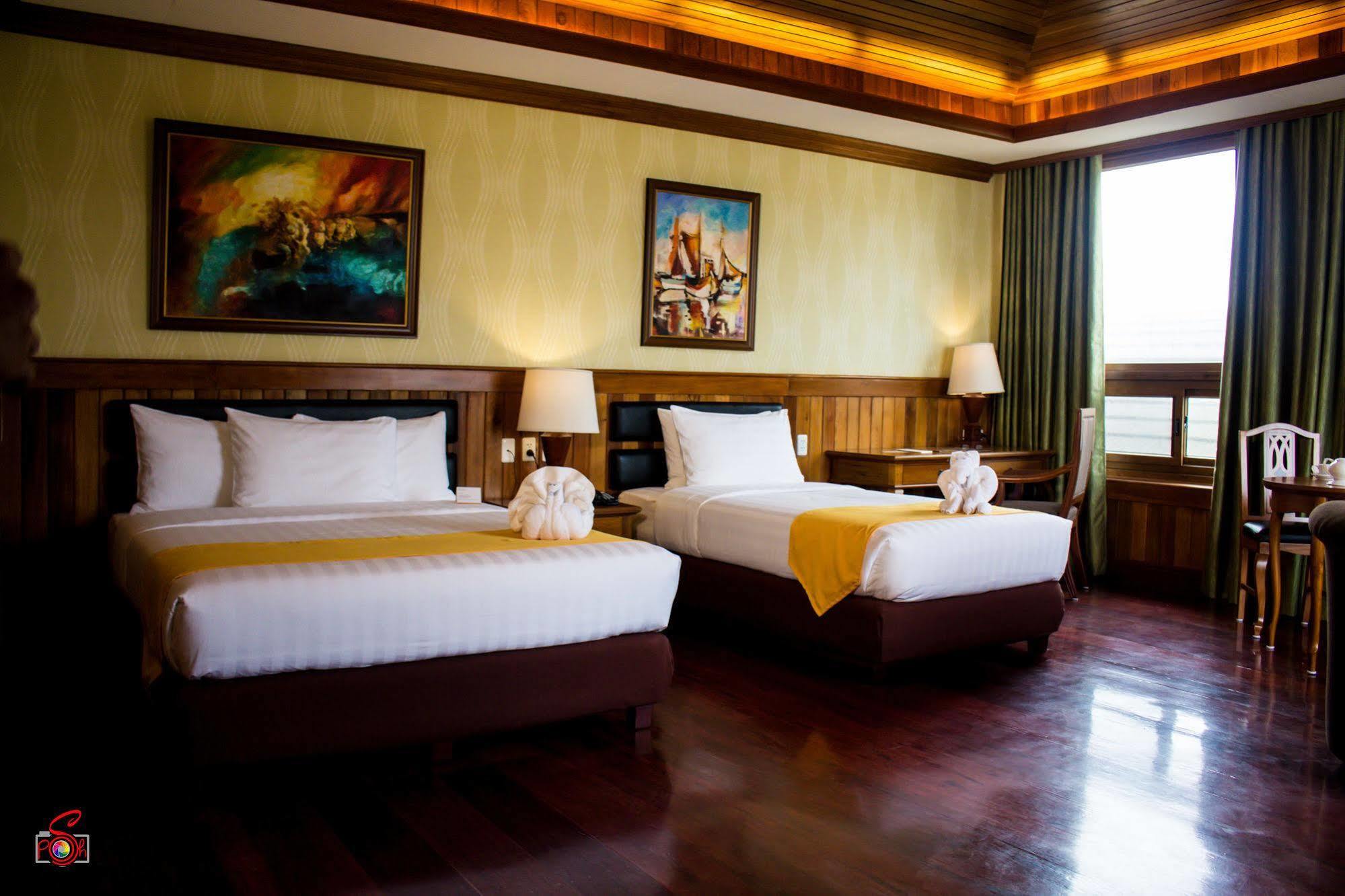 Alta D' Tagaytay Hotel Tagaytay City Zewnętrze zdjęcie