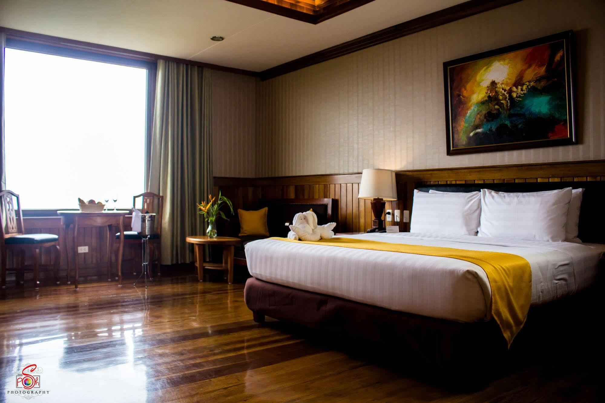 Alta D' Tagaytay Hotel Tagaytay City Zewnętrze zdjęcie