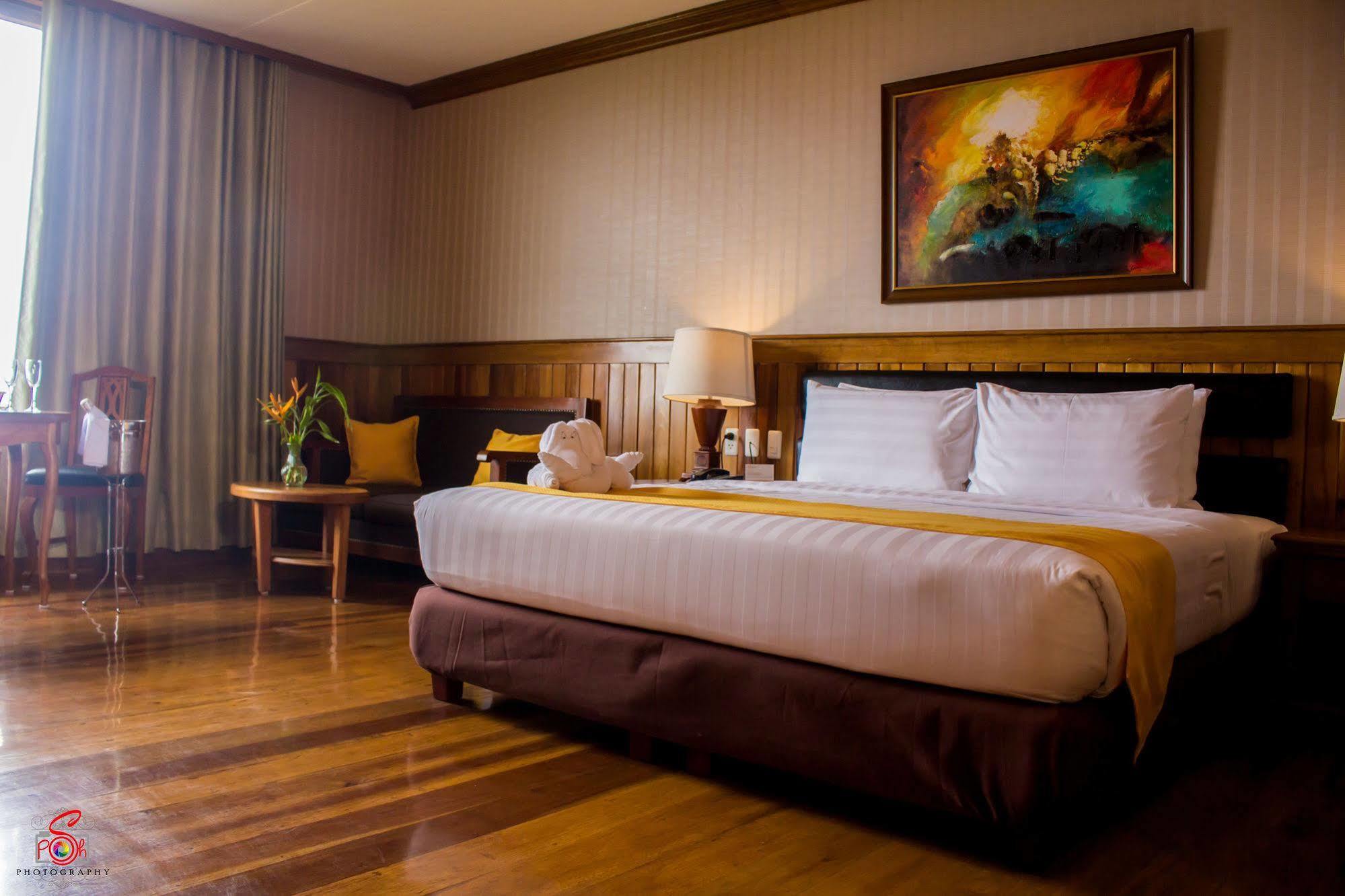 Alta D' Tagaytay Hotel Tagaytay City Zewnętrze zdjęcie