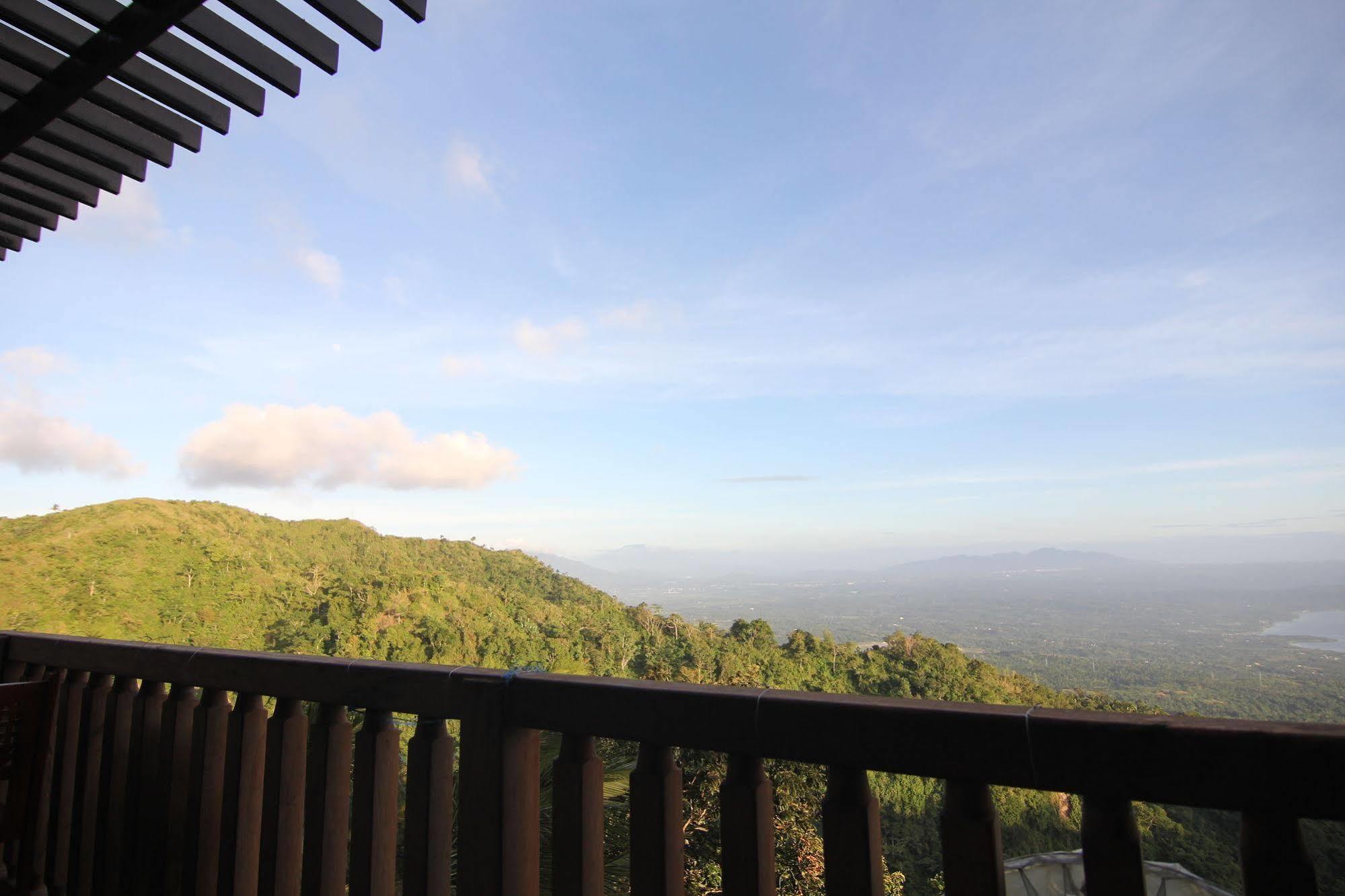 Alta D' Tagaytay Hotel Tagaytay City Zewnętrze zdjęcie