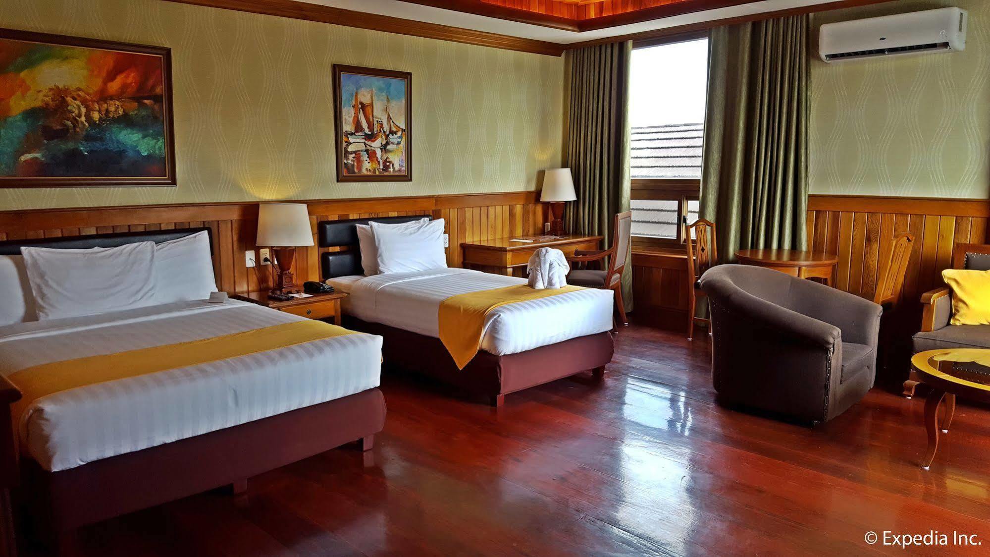 Alta D' Tagaytay Hotel Tagaytay City Zewnętrze zdjęcie
